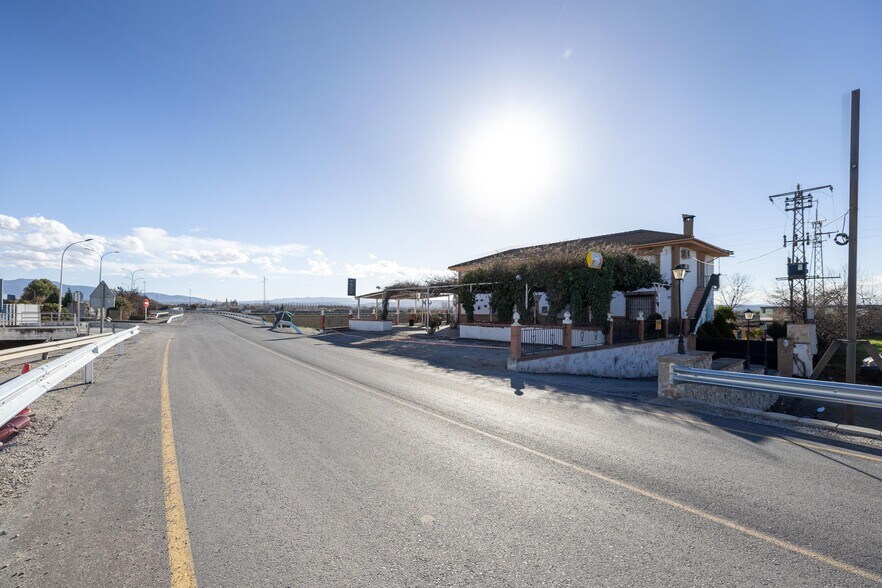 Camino de Purchil, 1, Granada, Granada for sale - Building Photo - Image 2 of 50