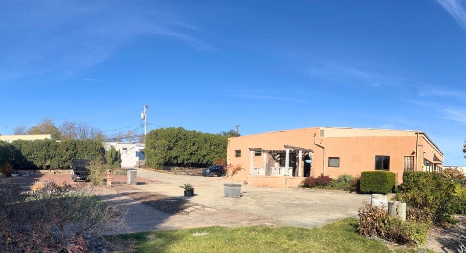 4 Union Hill Rd, Conshohocken, PA for sale Building Photo- Image 1 of 5