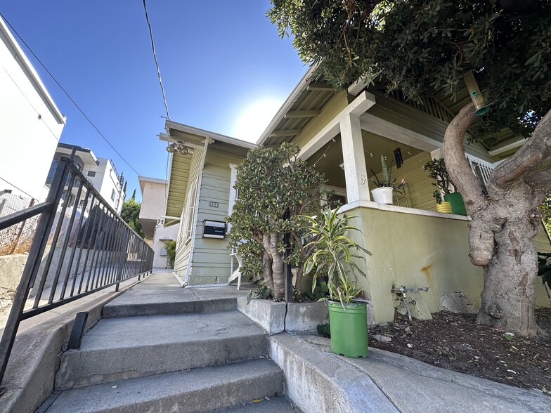 756 Hyperion Ave, Los Angeles, CA for sale - Building Photo - Image 2 of 21