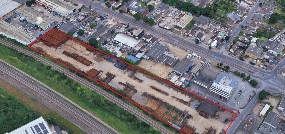 Manor Way, Rainham for sale - Primary Photo - Image 1 of 1