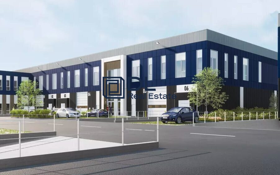 Industrial in Moissy-Cramayel to rent - Building Photo - Image 3 of 8