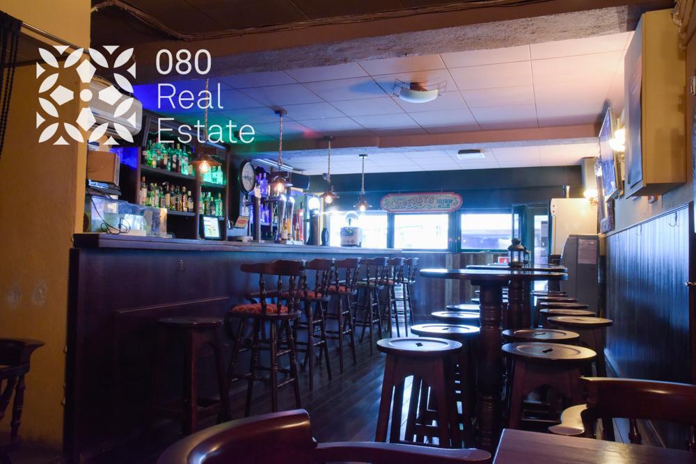 Retail in Barcelona, Barcelona to rent Interior Photo- Image 1 of 4