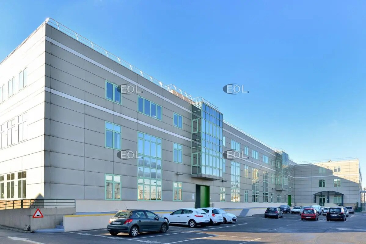 Office in Pantin to rent Building Photo- Image 1 of 13