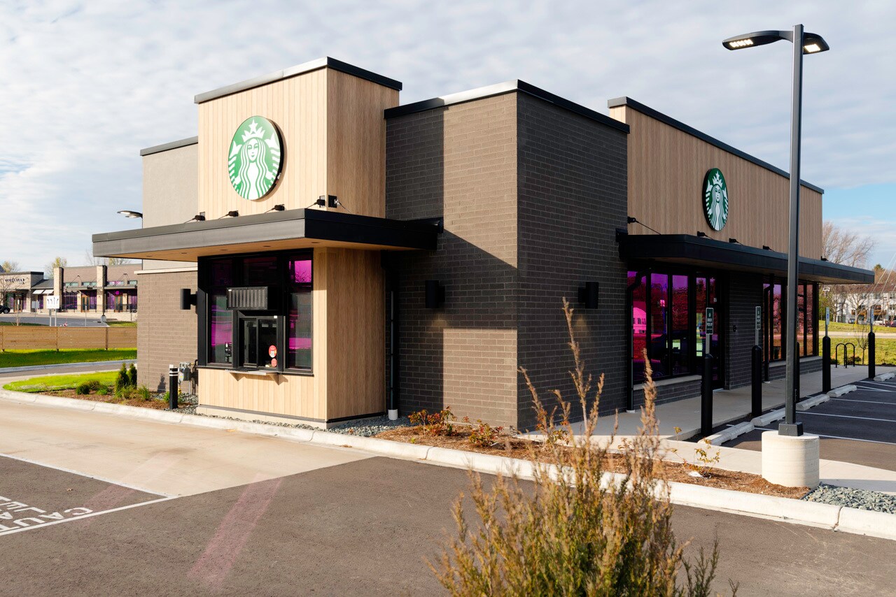 147 West End Cir, Verona, WI for sale Primary Photo- Image 1 of 1