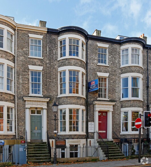 17 York Pl, Scarborough, YO11 2NP UK