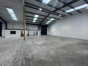 Pendlebury Rd, Manchester to rent Interior Photo- Image 2 of 5