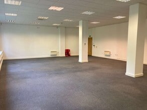 Greyfriars, Cardiff to rent Interior Photo- Image 1 of 7