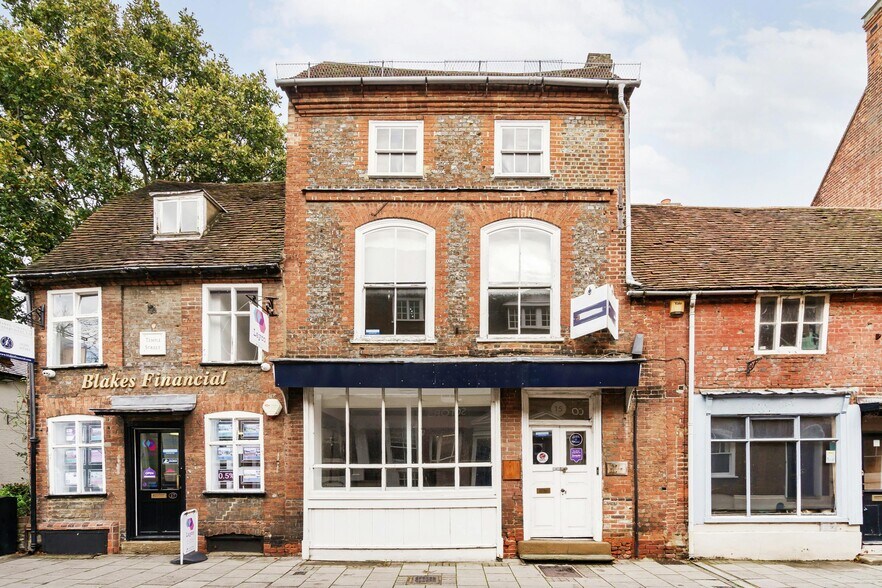 15 Temple St, Aylesbury to rent - Building Photo - Image 1 of 9