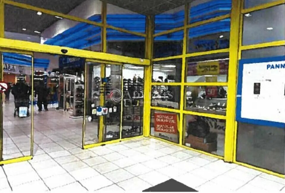 Location Commerce 100 m² à 510 m² - Photo 1