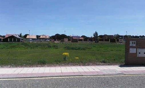 Land in Aldeamayor de San Martín, Valladolid to rent - Primary Photo - Image 3 of 8