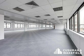 2-6 Place Du General De Gaulle, Antony to rent Interior Photo- Image 1 of 4