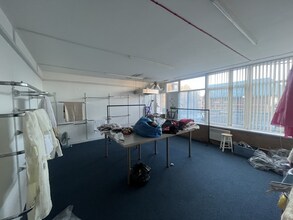 49 Warrington St, Ashton Under Lyne to rent Interior Photo- Image 2 of 7