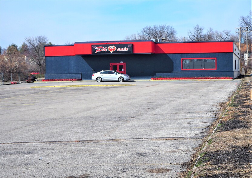 2805 Target Dr, Saint Louis, MO for sale - Building Photo - Image 1 of 1