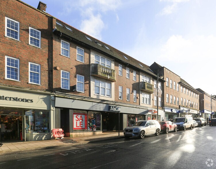 31-35 London Rd, East Grinstead for sale - Primary Photo - Image 1 of 1
