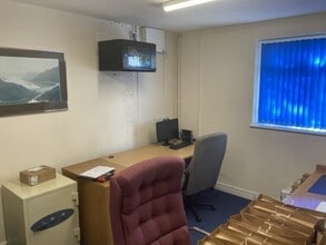 149B Bawtry Rd, Rotherham to rent Interior Photo- Image 2 of 3