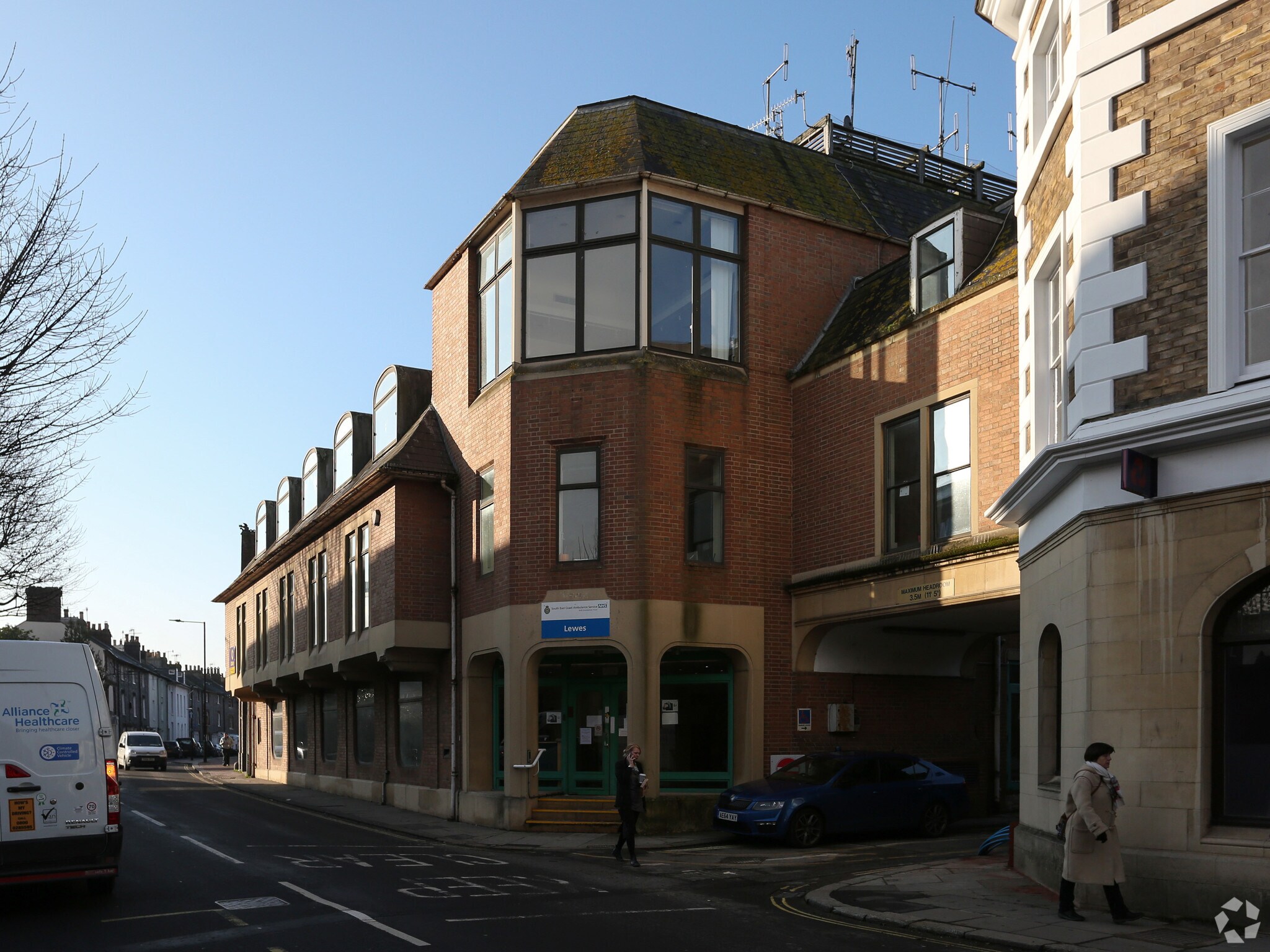 40-42 Friars Walk, Lewes for sale Building Photo- Image 1 of 1