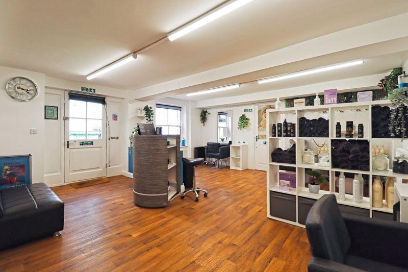 1 Little Sq, Braintree to rent Interior Photo- Image 1 of 10