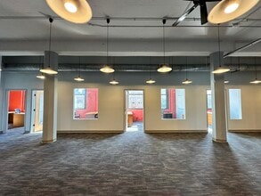 650 W Lake St, Chicago, IL to rent Interior Photo- Image 2 of 7