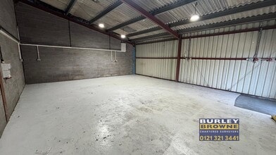 55 Bulls Ln, Curdworth to rent Interior Photo- Image 2 of 3