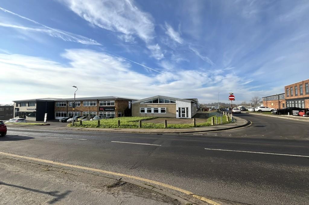 48 Hanbury Rd, Chelmsford for sale Building Photo- Image 1 of 1