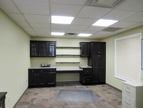 1300 Market St, Lemoyne, PA for rent Interior Photo- Image 1 of 7