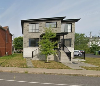 More details for 100-104 Rue Des Échevins, Saint-jean-sur-richelieu, QC - Build-to-Rent for Sale