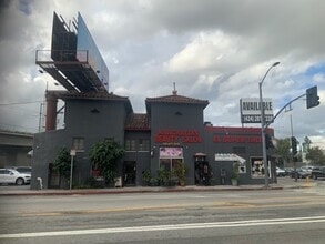 11300-11320 W Pico Blvd, Los Angeles, CA for rent Building Photo- Image 2 of 3