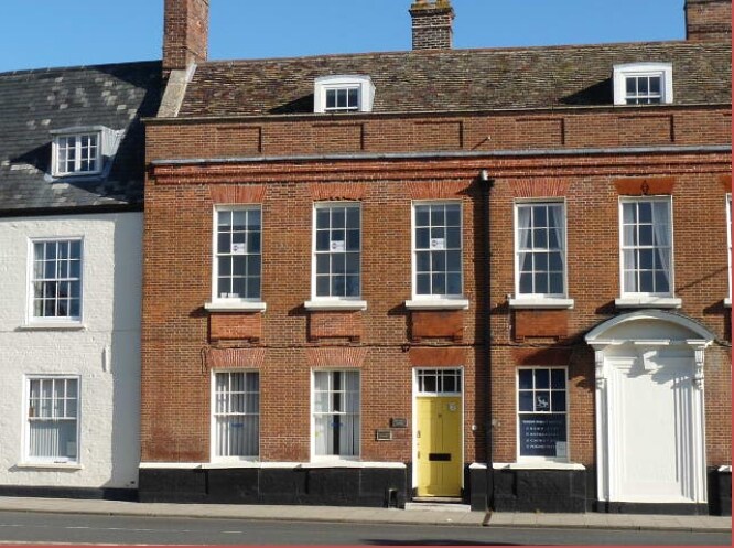 15-16 Tuesday Market Pl, Kings Lynn for sale Primary Photo- Image 1 of 1