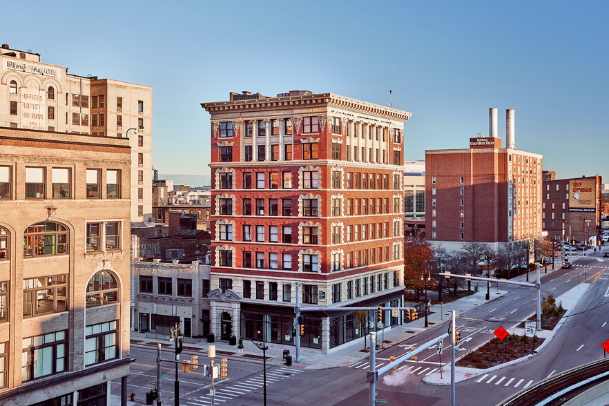 1300 Broadway St, Detroit, MI for sale - Building Photo - Image 1 of 1