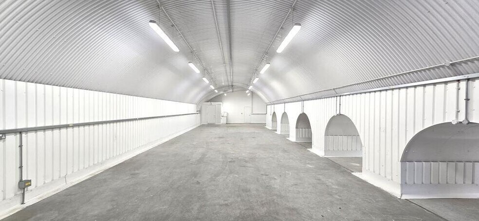 Tent St, London to rent - Building Photo - Image 3 of 9