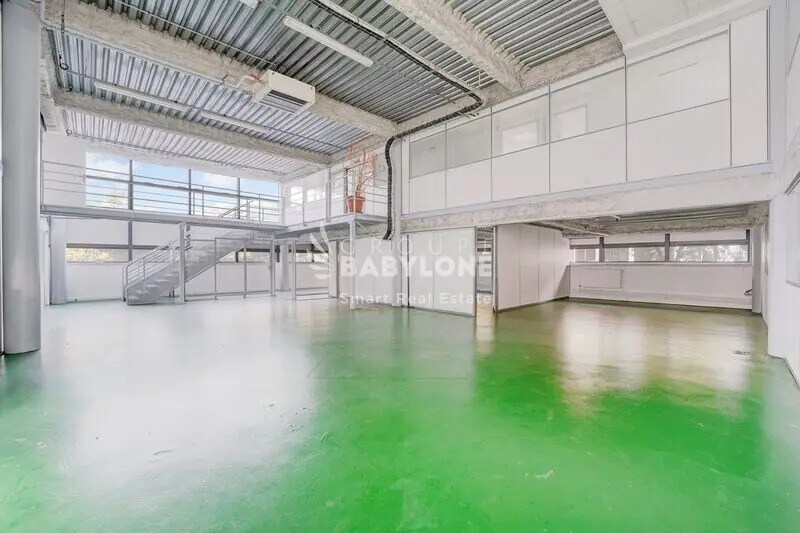 Light Industrial in Nanterre to rent Interior Photo- Image 1 of 21