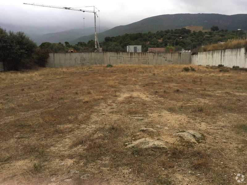 Land in La Adrada, Ávila for sale Building Photo- Image 1 of 6