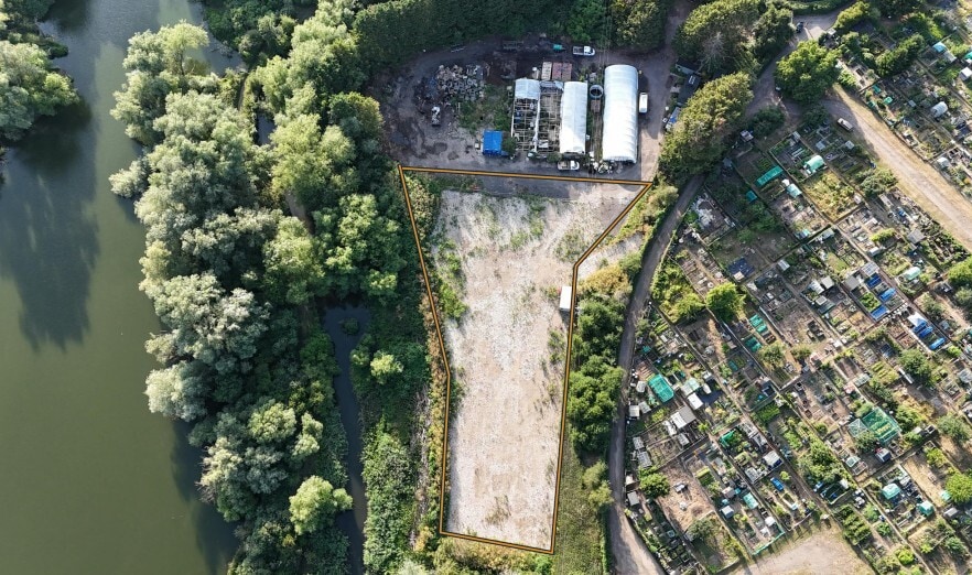 Plaxton Way, Ware to rent - Aerial - Image 1 of 1