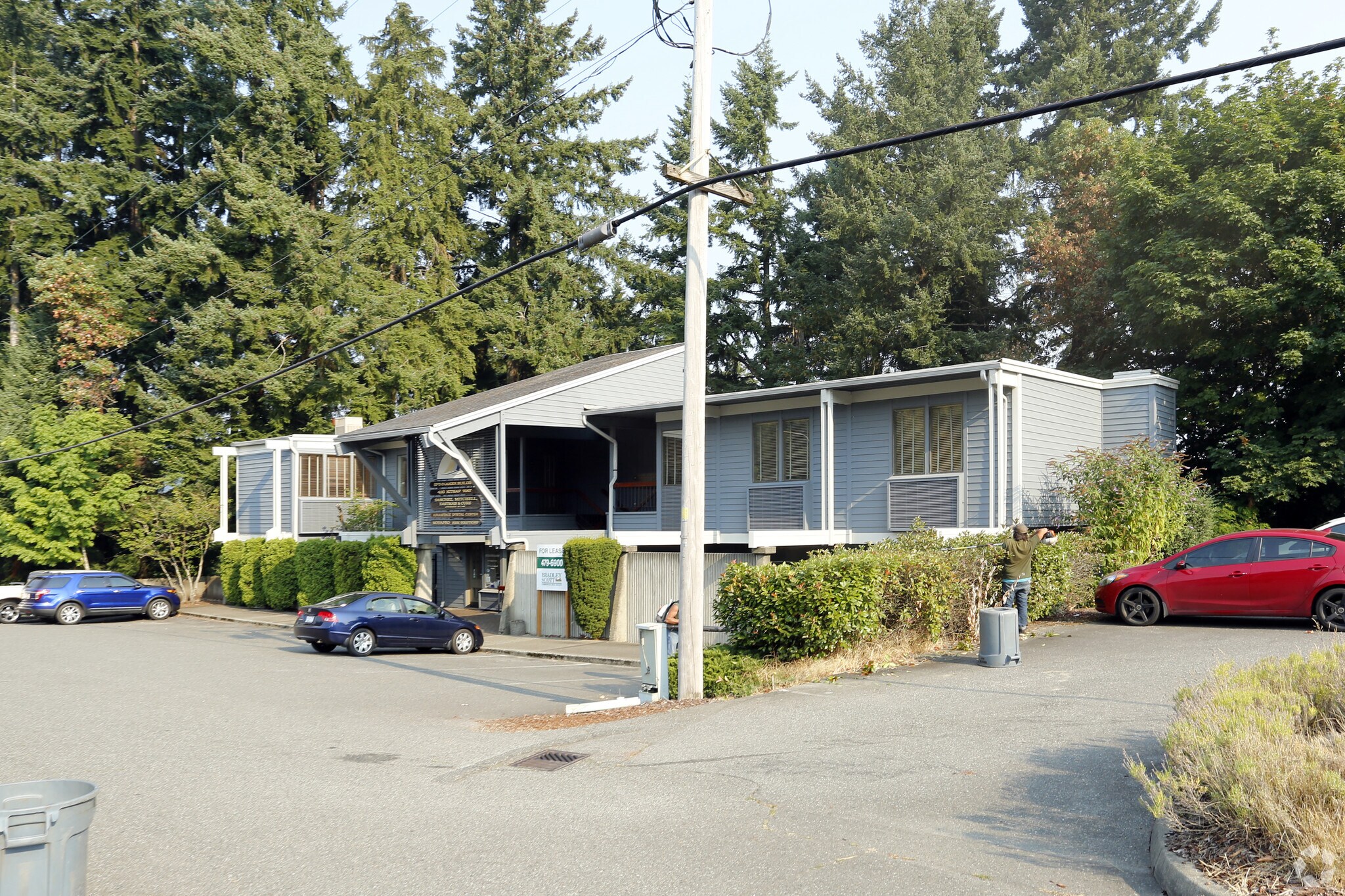4110 Kitsap Way, Bremerton, WA to rent Primary Photo- Image 1 of 25