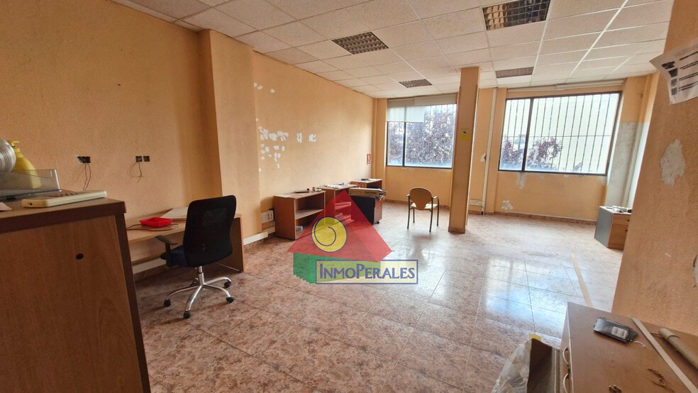 Office / Retail in Getafe, Madrid to rent - Interior Photo - Image 3 of 6