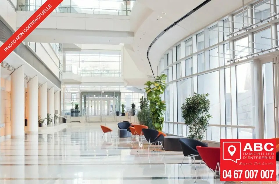 Vente Bureaux 200 m² - Photo 1