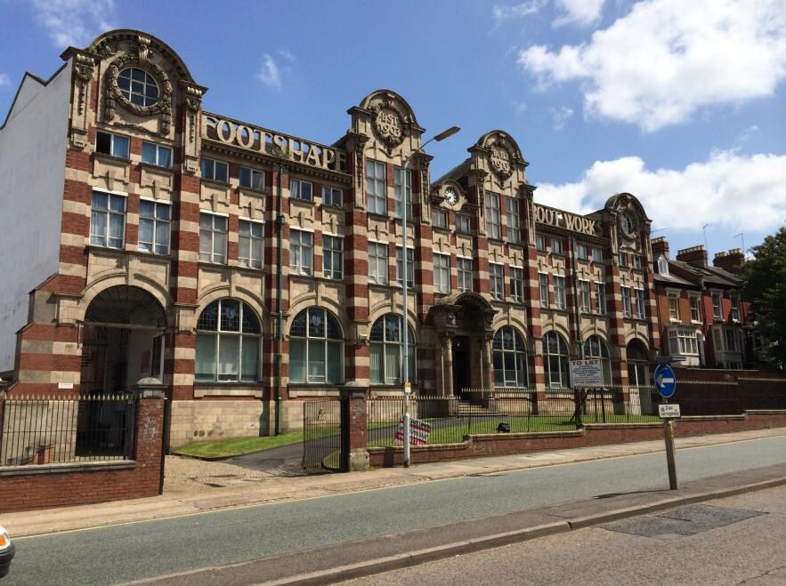 Kingsthorpe Rd, Northampton to rent Primary Photo- Image 1 of 2