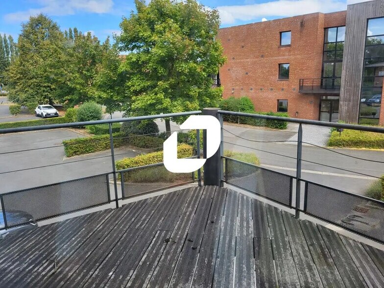 Office in Lezennes to rent - Building Photo - Image 3 of 7