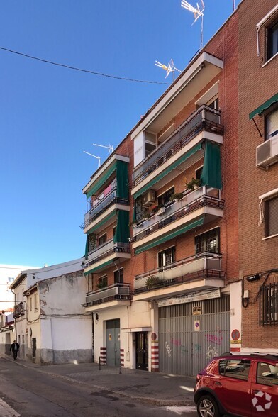 Calle Galeotes, 6, Madrid, Madrid for rent - Building Photo - Image 2 of 2