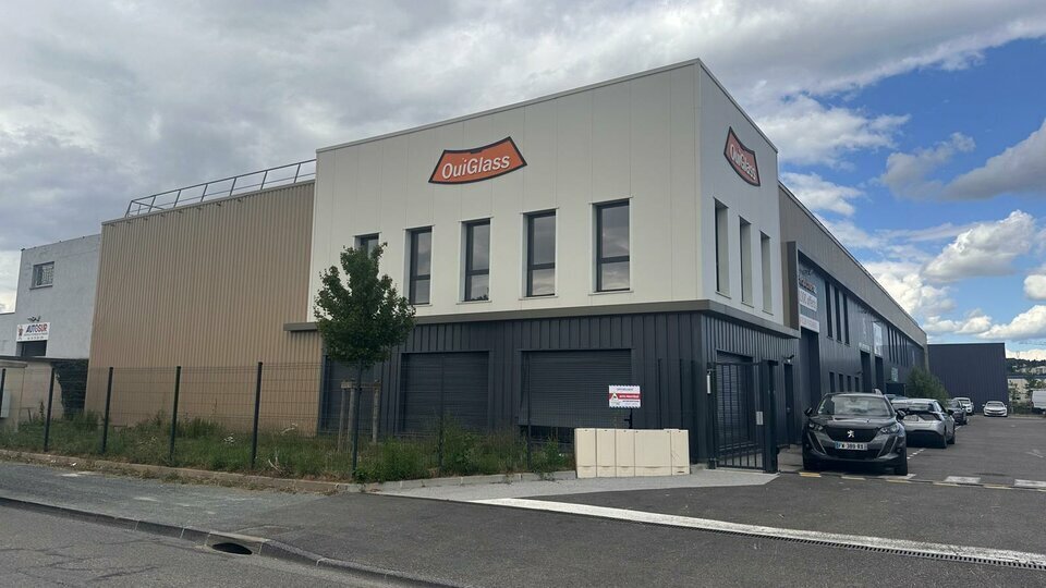 Light Industrial in Genay for sale Building Photo- Image 1 of 13