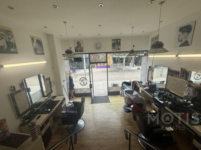 15 Guildhall St, Folkestone for sale - Interior Photo - Image 3 of 12