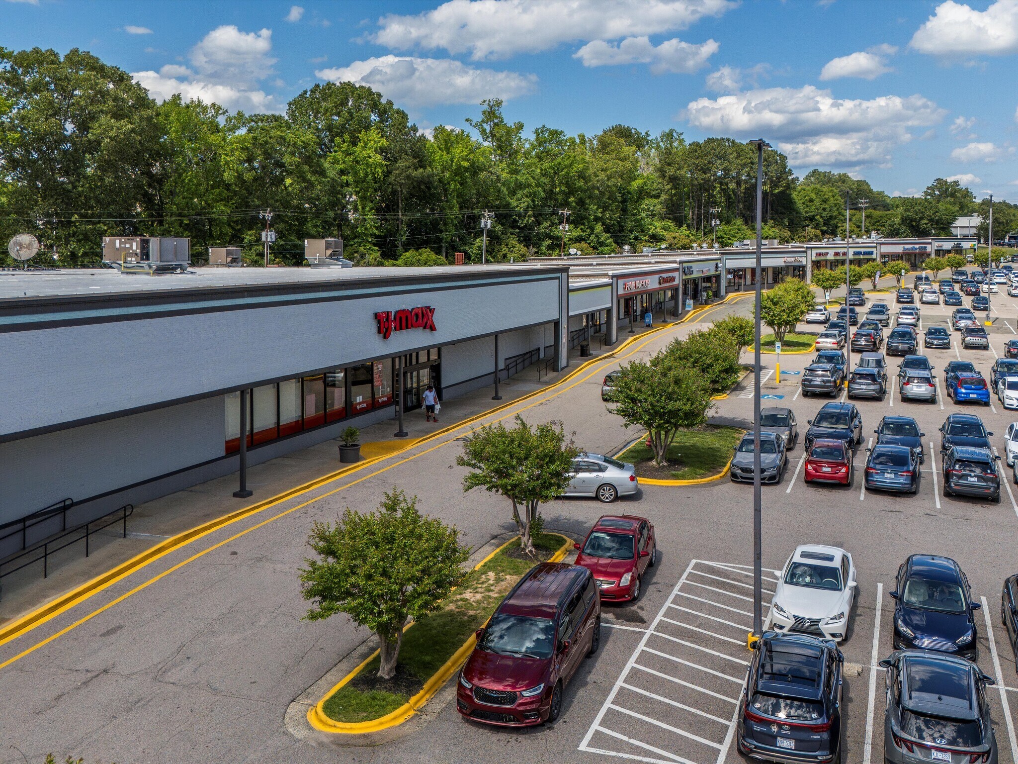 4600 Durham Chapel Hill Blvd, Durham, NC to rent Building Photo- Image 1 of 30