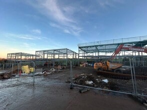 B2C Cold Cotes Rd, Harrogate to rent Building Photo- Image 1 of 5