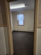 10-14 South St, Westborough, MA for rent Interior Photo- Image 2 of 6