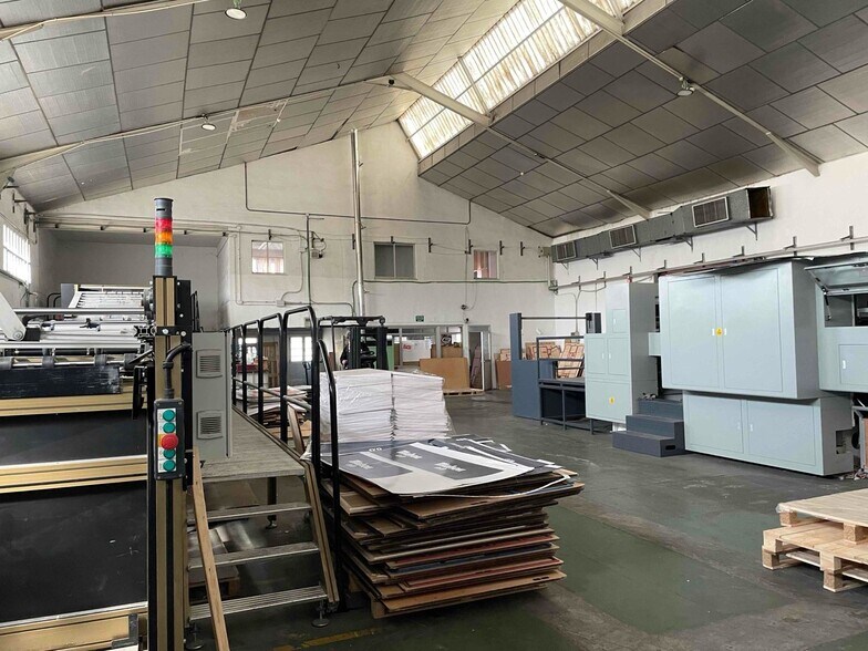 Industrial in San Fernando de Henares, Madrid for sale - Building Photo - Image 3 of 10