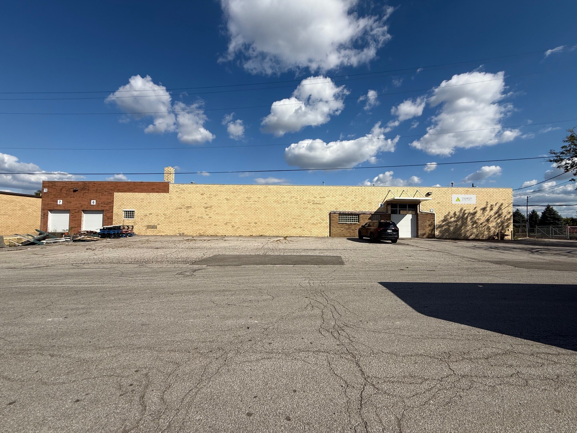 1760 Frebis Ave, Columbus, OH to rent Building Photo- Image 1 of 19