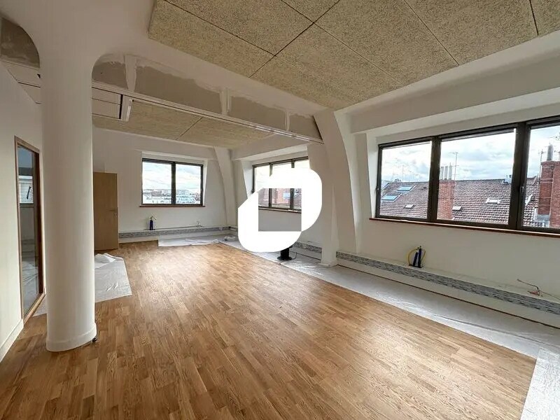 Rue Du Docteur Pierre-Fleury Papillon, Villeurbanne to rent Interior Photo- Image 1 of 11