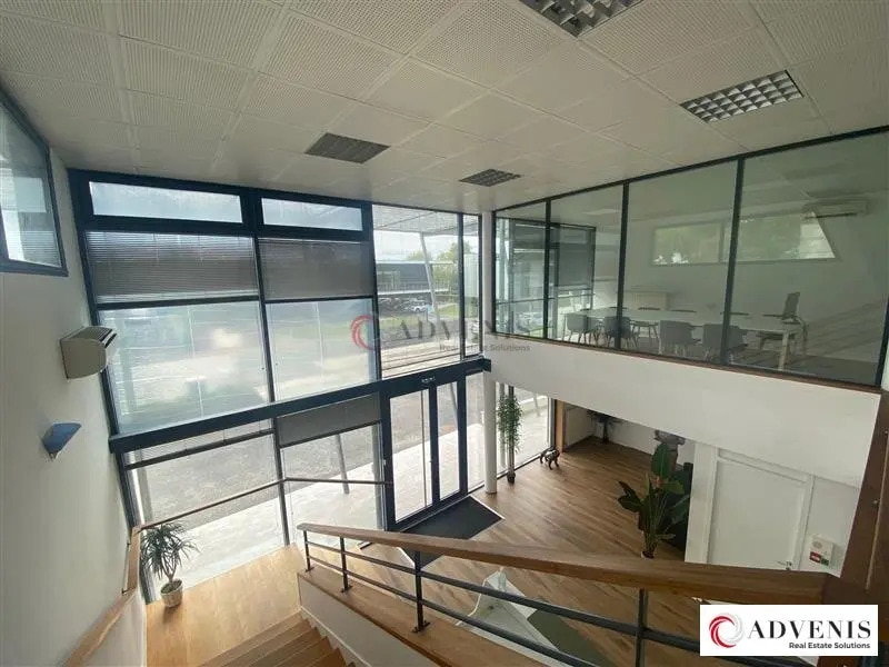 Location Bureaux 45 m² à 57 m² - Photo 1