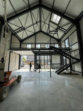 More details for Light Industrial to Rent