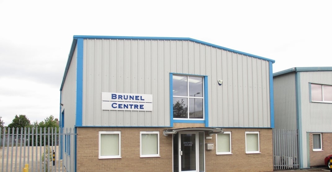 61 Brunel Rd, Bedford for sale Primary Photo- Image 1 of 1